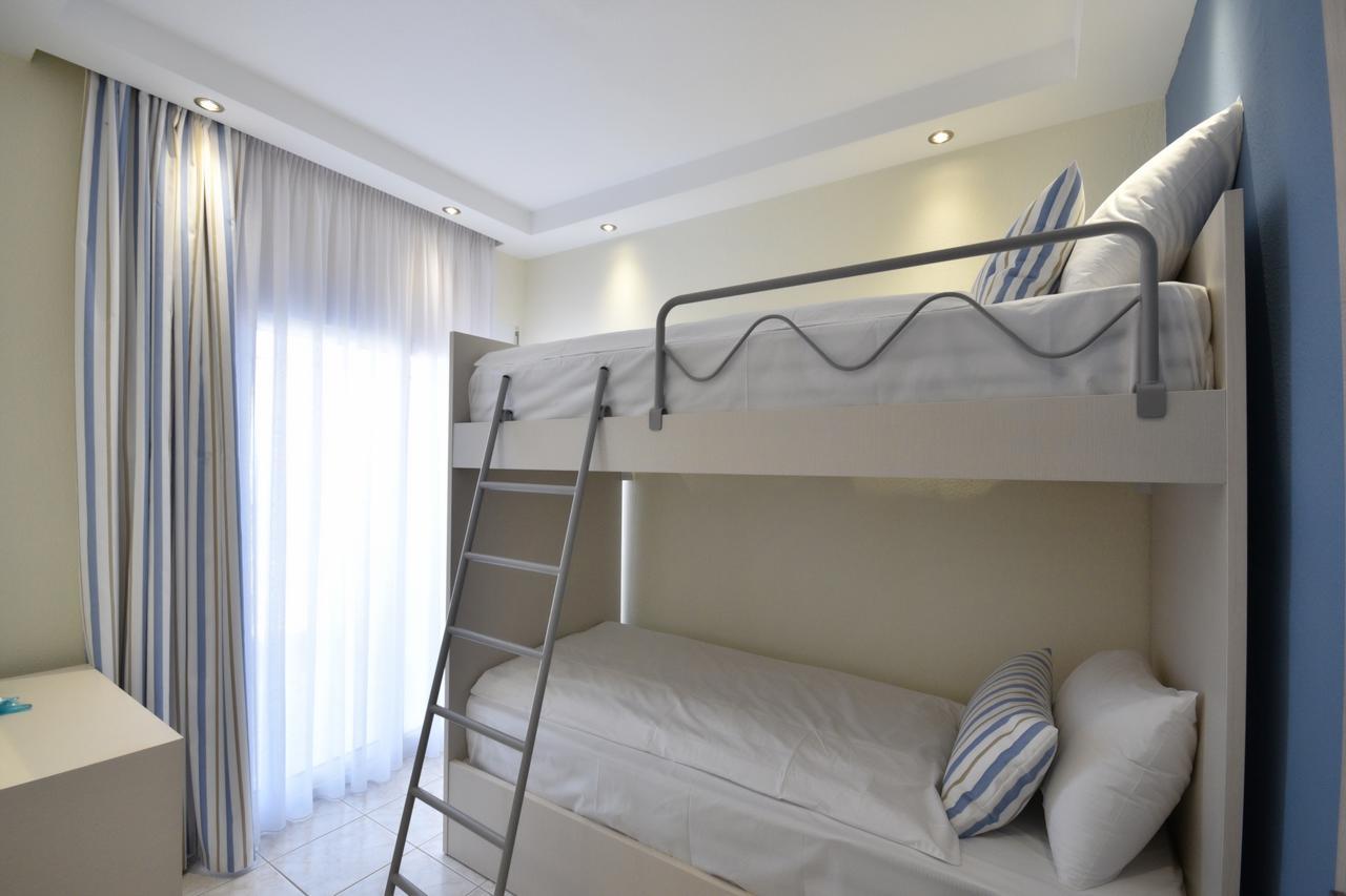 Blue Senses Hotel Sarti Exterior photo